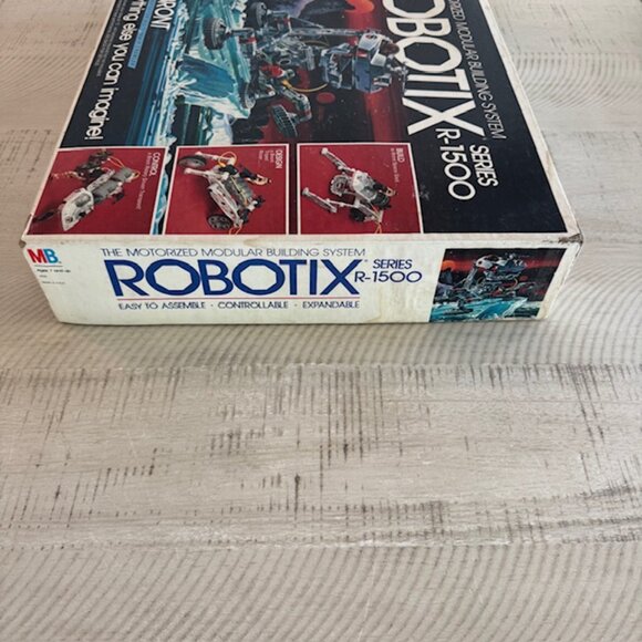 Rare, vintage 1985 Milton Bradley Robotix Series R-1500 - Picture 11 of 12